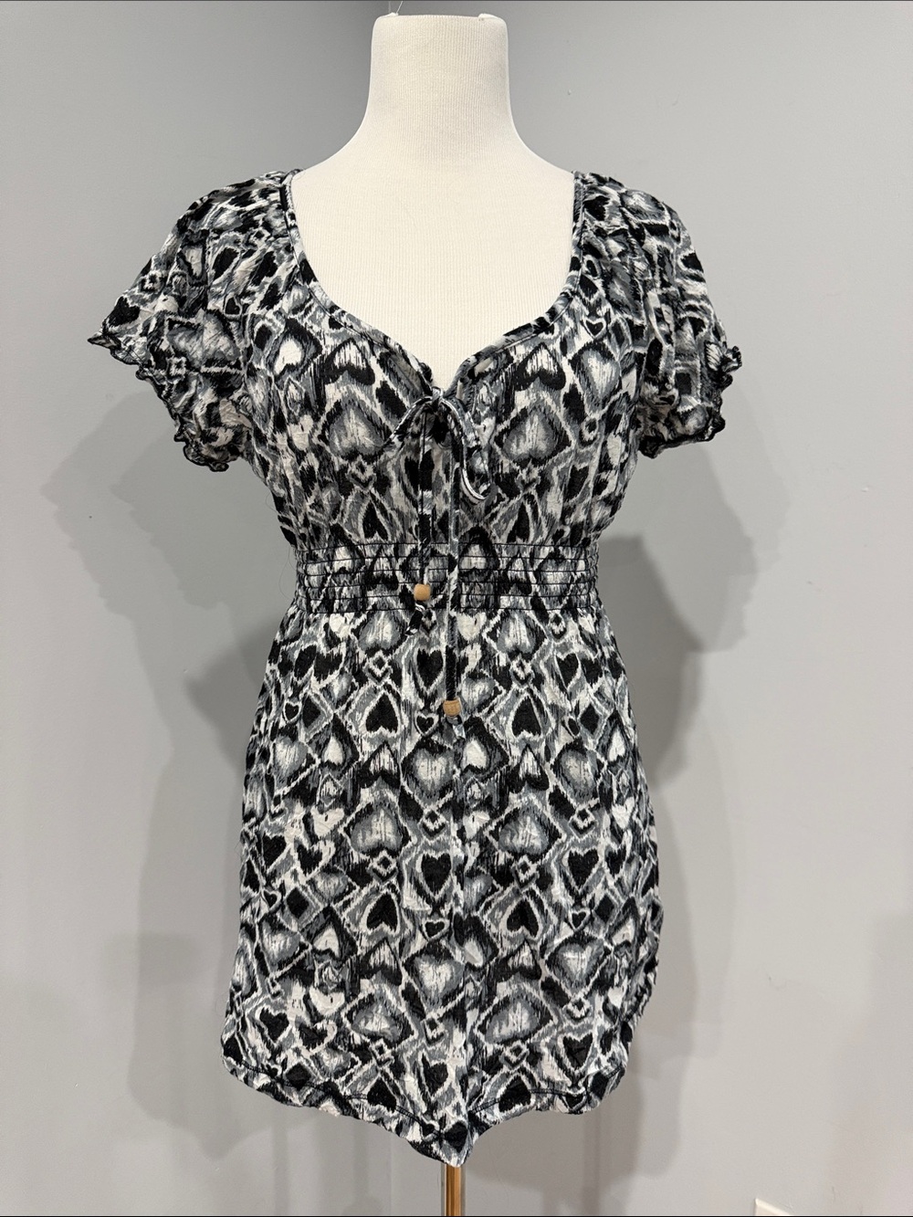 Black and white hearts string tie top and elastic waist band